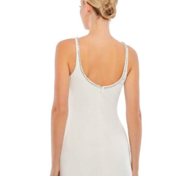 MAC DUGGAL 26583 SLEEVELESS CRYSTAL SCOOP NECKLINE COLUMN WHITE GOWN sz 4 - Picture 5 of 7